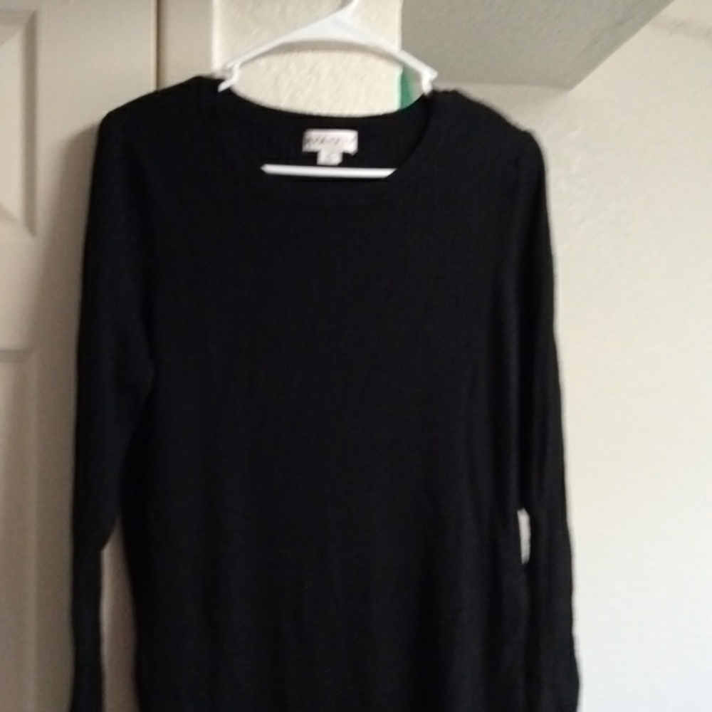 Black midi sweater dress